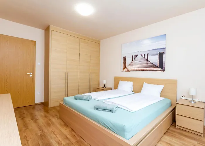 2bdr Contempo Retreat With Free Parking By Nw Apartmán
