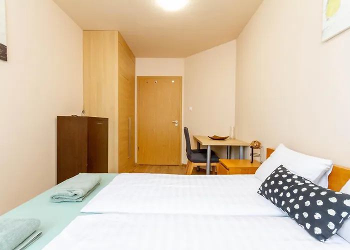 2bdr Contempo Retreat With Free Parking By Nw Apartmán *