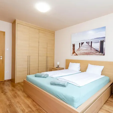 2bdr Contempo Retreat With Free Parking By Nw Apartmán