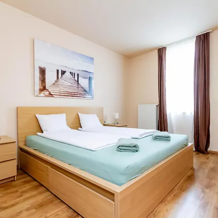 2bdr Contempo Retreat With Free Parking By Nw Budapešť