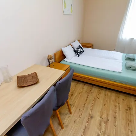 2bdr Contempo Retreat With Free Parking By Nw Apartmán *